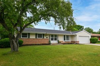 N90W17638 St. Francis DRIVE, Menomonee Falls, WI 53051