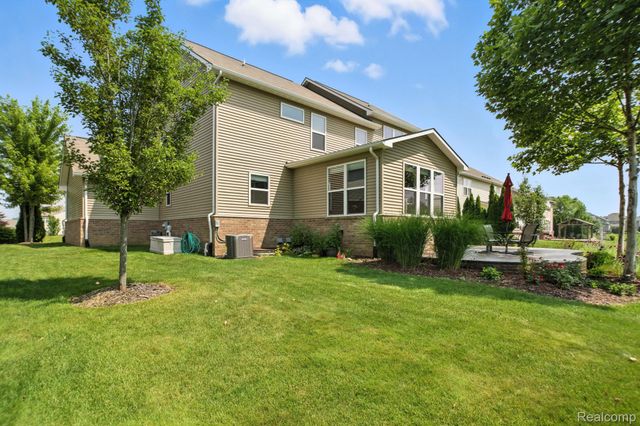 2066 Findley Circle, Orion Charter Township, MI 48360