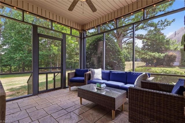 8125 Riesling Drive, Kernersville, NC 27284