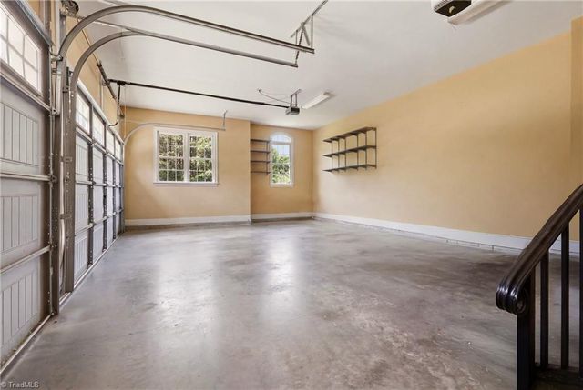 8125 Riesling Drive, Kernersville, NC 27284
