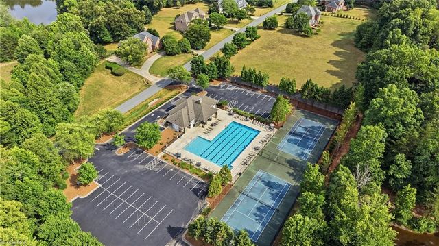 8125 Riesling Drive, Kernersville, NC 27284