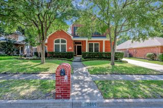 8444 Parkdale Drive, North Richland Hills, TX 76182