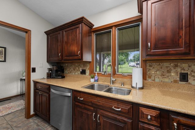 12926 25th Street Court, Milan, IL 61264