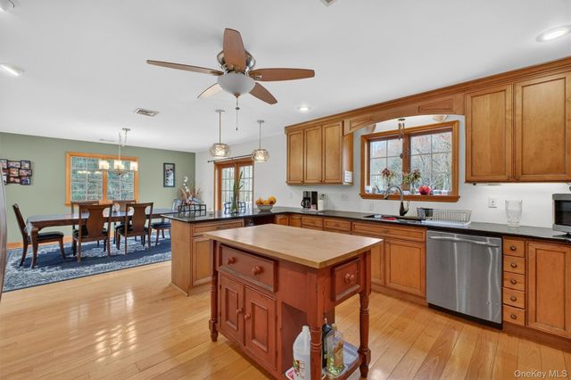 23 Ruth Road, Cortlandt Manor, NY 10567