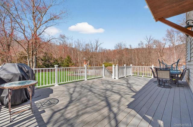 23 Ruth Road, Cortlandt Manor, NY 10567