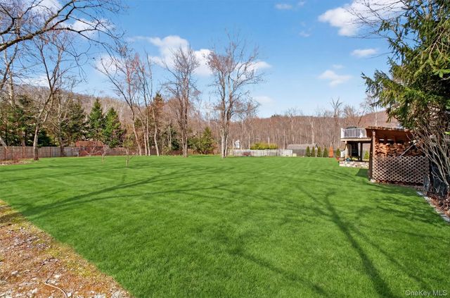 23 Ruth Road, Cortlandt Manor, NY 10567