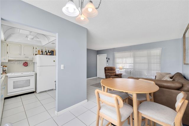 600 Pine Dr 111, Pompano Beach, FL 33060