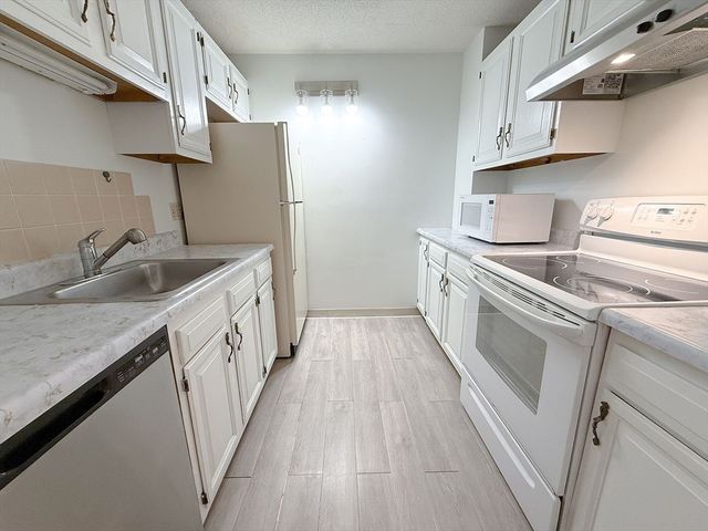 1580 Massachusetts 5G, Cambridge, MA 02138