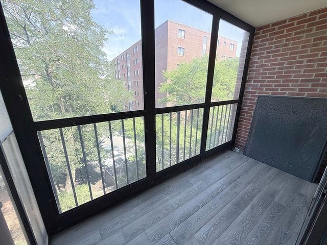 1580 Massachusetts 5G, Cambridge, MA 02138