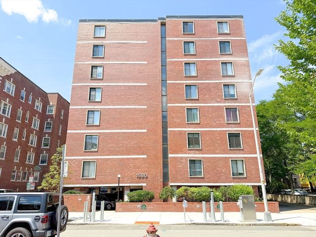 1580 Massachusetts 5G, Cambridge, MA 02138