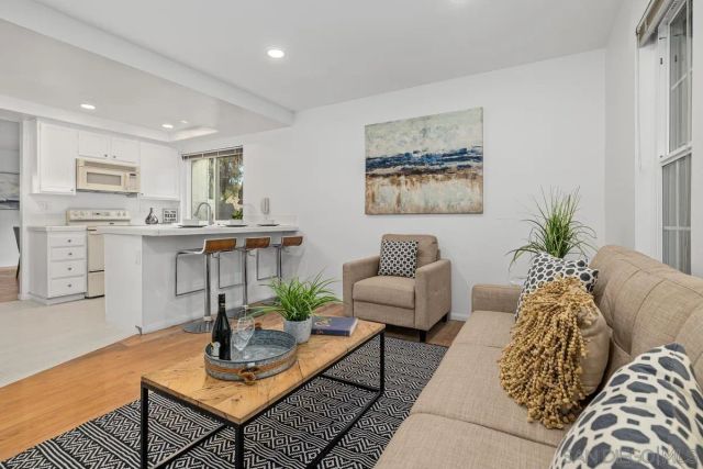 3756 Balboa Terrace B, San Diego, CA 92117