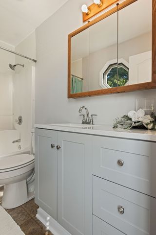 103 Saint Margarett Cir, Columbia, TN 38401