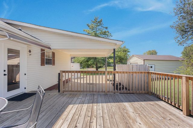 103 Saint Margarett Cir, Columbia, TN 38401