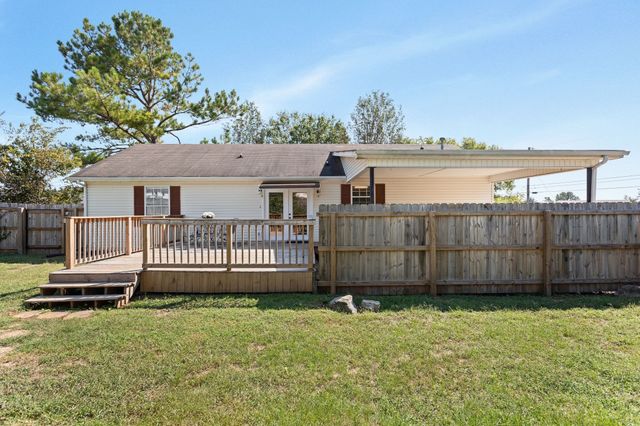 103 Saint Margarett Cir, Columbia, TN 38401