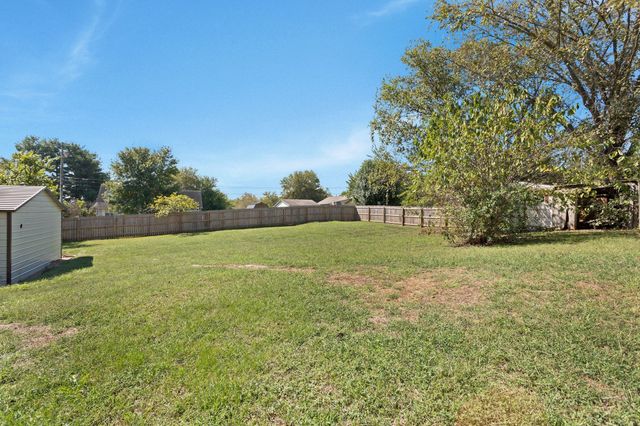 103 Saint Margarett Cir, Columbia, TN 38401