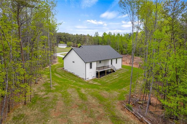 395 Mountainview Road, Landrum, SC 29356
