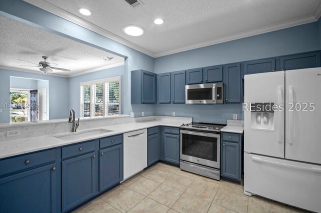 1 Nesting Ln, Bluffton, SC 29909