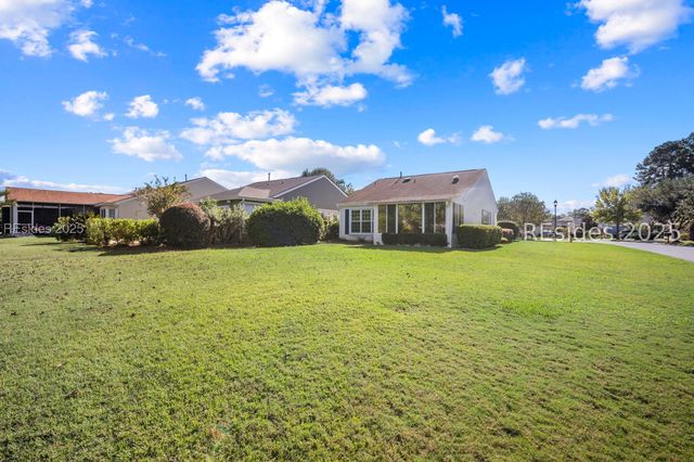 1 Nesting Ln, Bluffton, SC 29909
