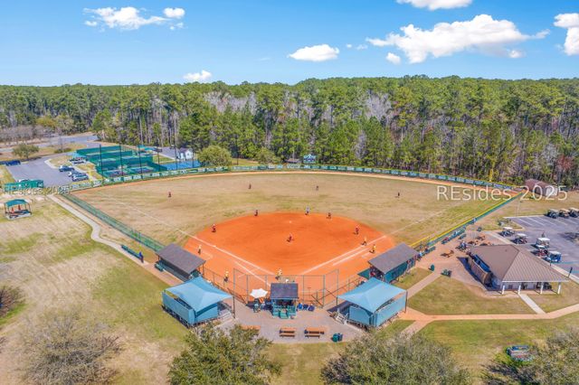 1 Nesting Ln, Bluffton, SC 29909