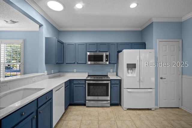 1 Nesting Ln, Bluffton, SC 29909