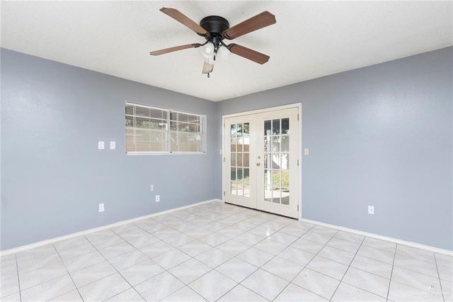 3417 N Kenyon Road, Edinburg, TX 78542