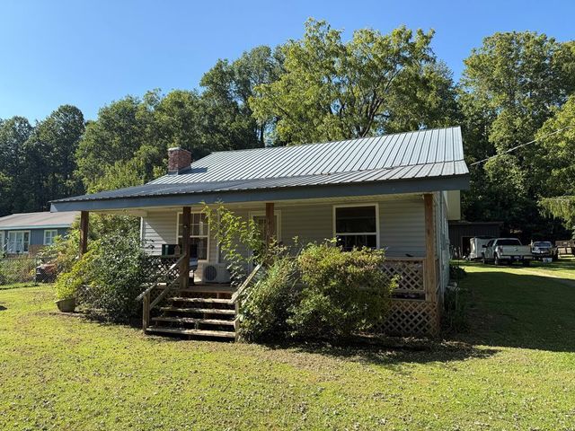 110 Fisher Street, Andrews, NC 28901