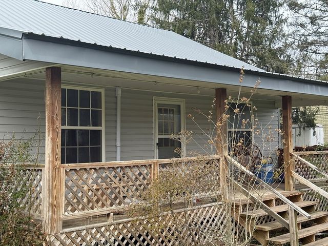110 Fisher Street, Andrews, NC 28901