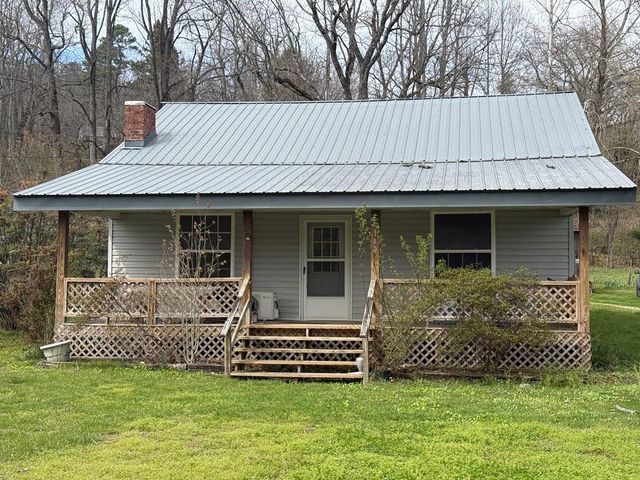 110 Fisher Street, Andrews, NC 28901
