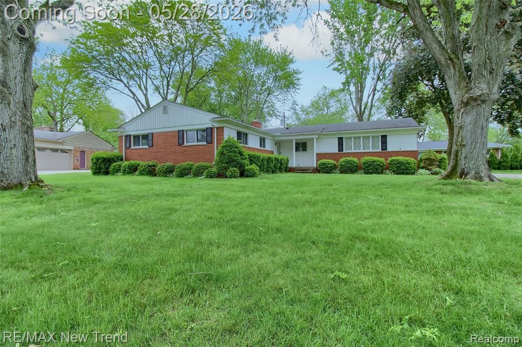 32216 Craftsbury Road, Farmington, MI 48334