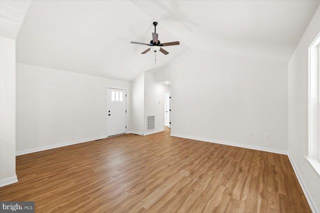 736 CIRCLE LN, Colonial Beach, VA 22443