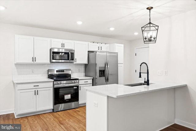 736 CIRCLE LN, Colonial Beach, VA 22443