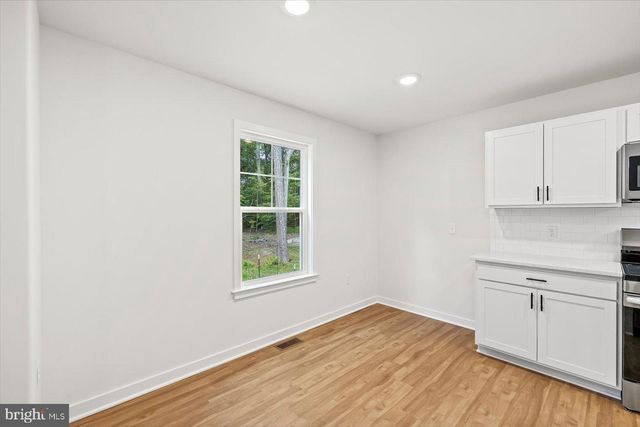 736 CIRCLE LN, Colonial Beach, VA 22443