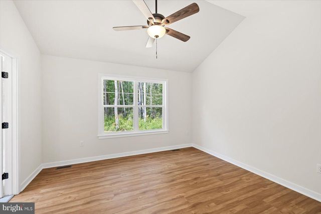 736 CIRCLE LN, Colonial Beach, VA 22443