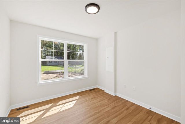 736 CIRCLE LN, Colonial Beach, VA 22443