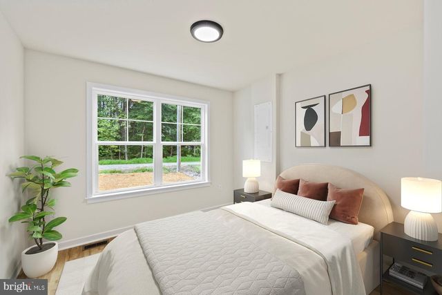736 CIRCLE LN, Colonial Beach, VA 22443