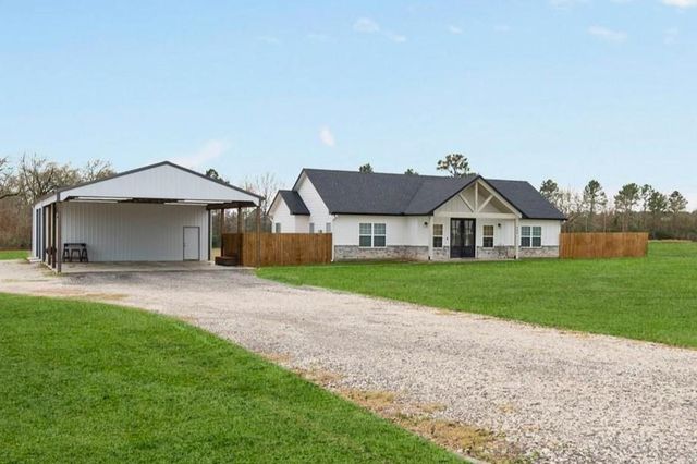 694 Brushy Creek Drive, Onalaska, TX 77360