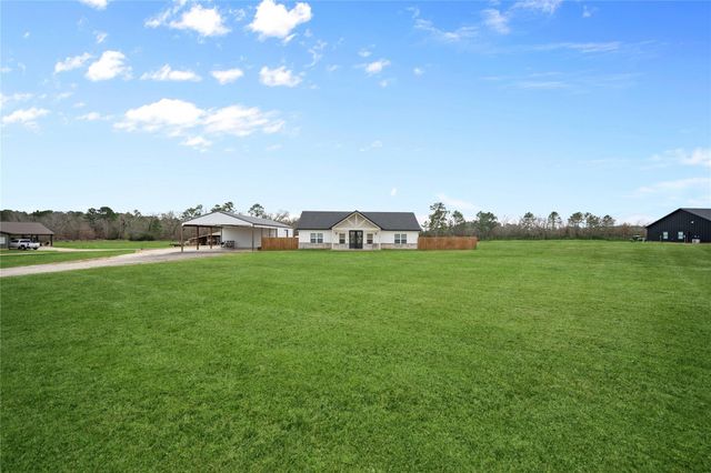 694 Brushy Creek Drive, Onalaska, TX 77360