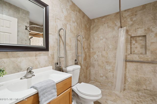 11718 N GRAN CRIQUE Court, Jacksonville, FL 32223
