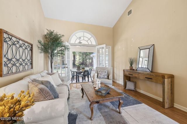 11718 N GRAN CRIQUE Court, Jacksonville, FL 32223