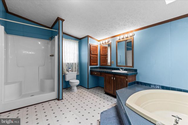 2632 TAMELA AVE, Dover, PA 17315