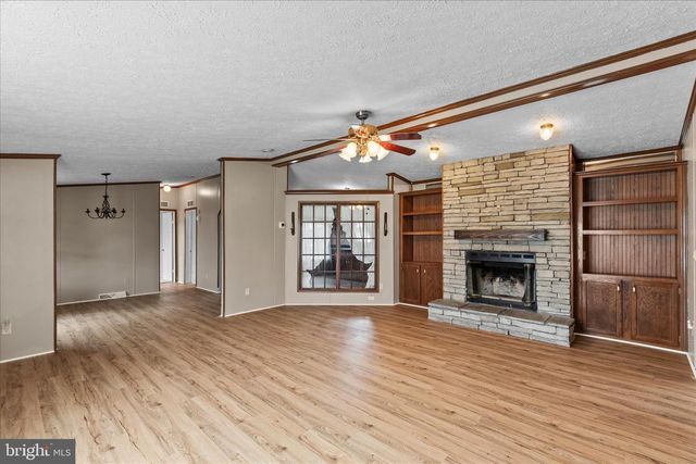 2632 TAMELA AVE, Dover, PA 17315