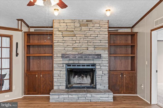 2632 TAMELA AVE, Dover, PA 17315