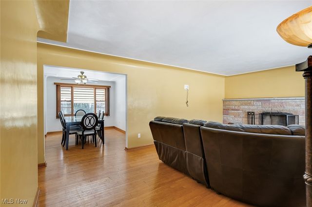 901 Anna Street, Youngstown, OH 44509