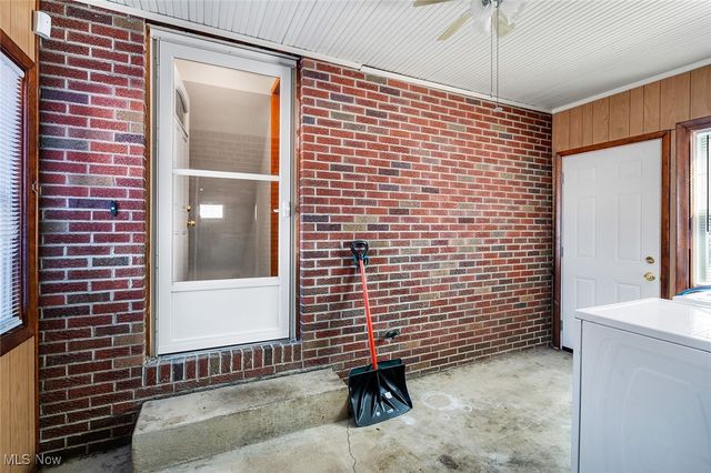 901 Anna Street, Youngstown, OH 44509