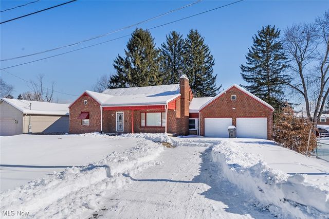 901 Anna Street, Youngstown, OH 44509