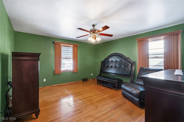 901 Anna Street, Youngstown, OH 44509