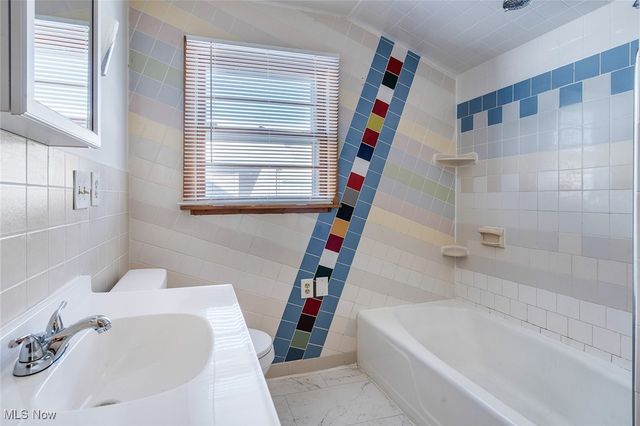 901 Anna Street, Youngstown, OH 44509