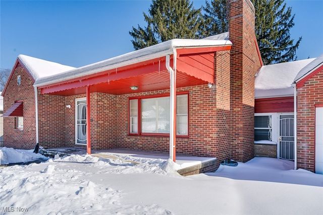 901 Anna Street, Youngstown, OH 44509