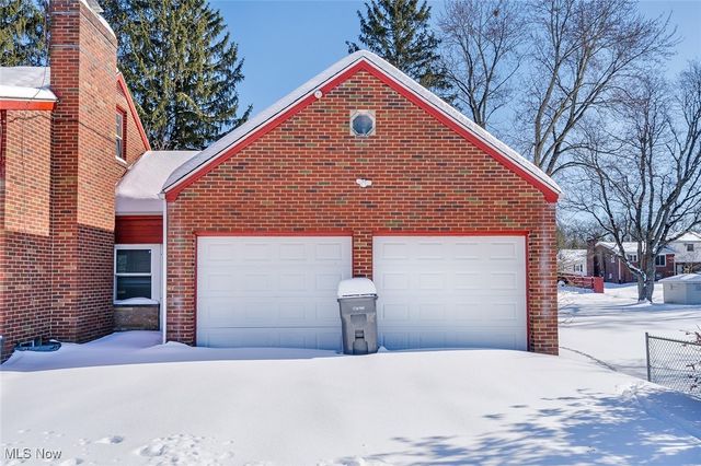 901 Anna Street, Youngstown, OH 44509