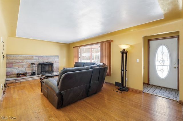 901 Anna Street, Youngstown, OH 44509